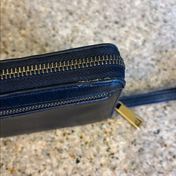 Fossil black Liza Leather Zip Around Clutch Wallet wristlet - Picture 5 of 5